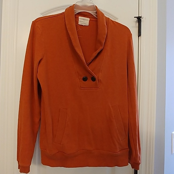 Pullover - Picture 1 of 3